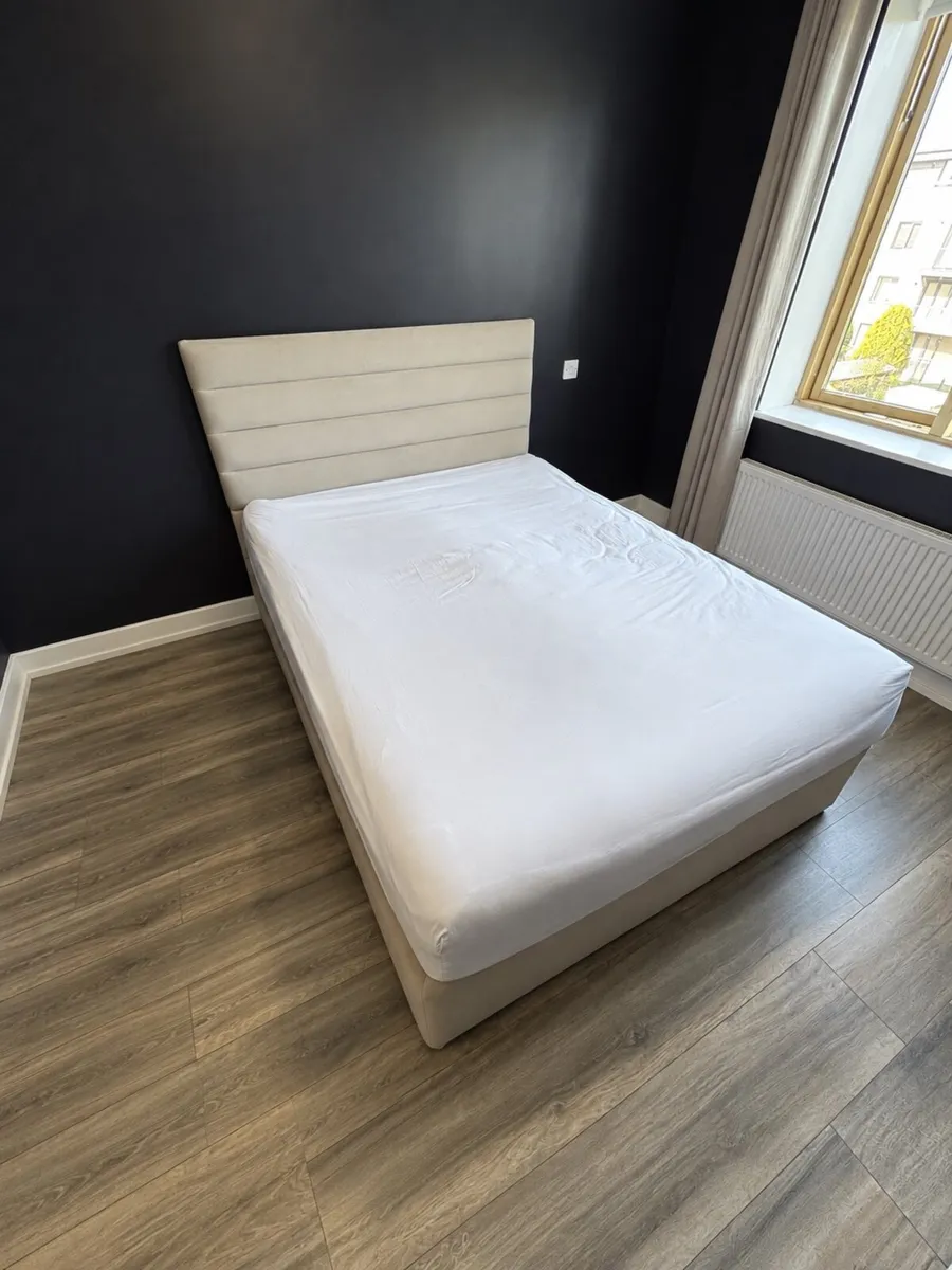 Double bed
