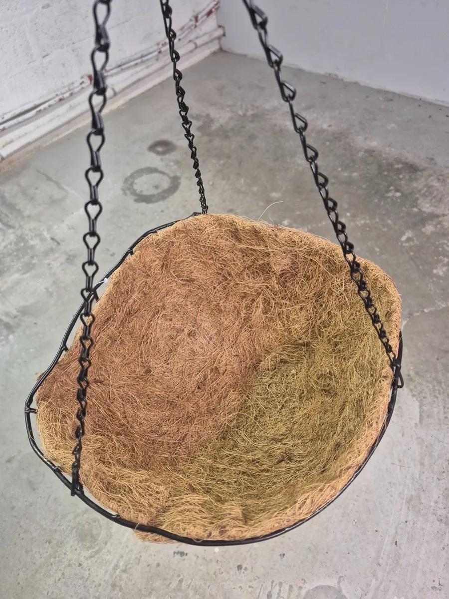 Hanging plant pots - Image 3