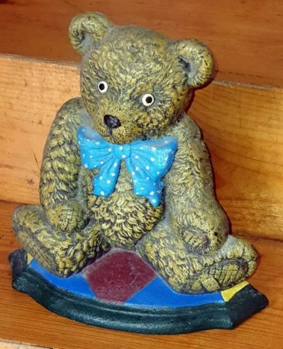 Vintage Cast Iron Teddy Doorstop – Wright Studio's - Image 2