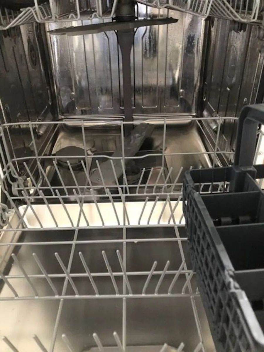 Dishwasher - Image 1