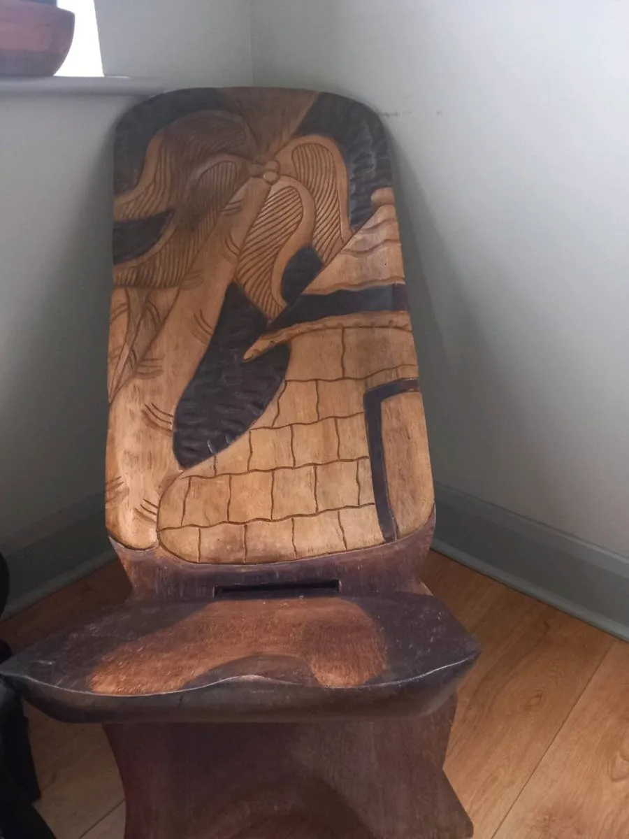 Quick sell hand crafted wooden chair - Image 1