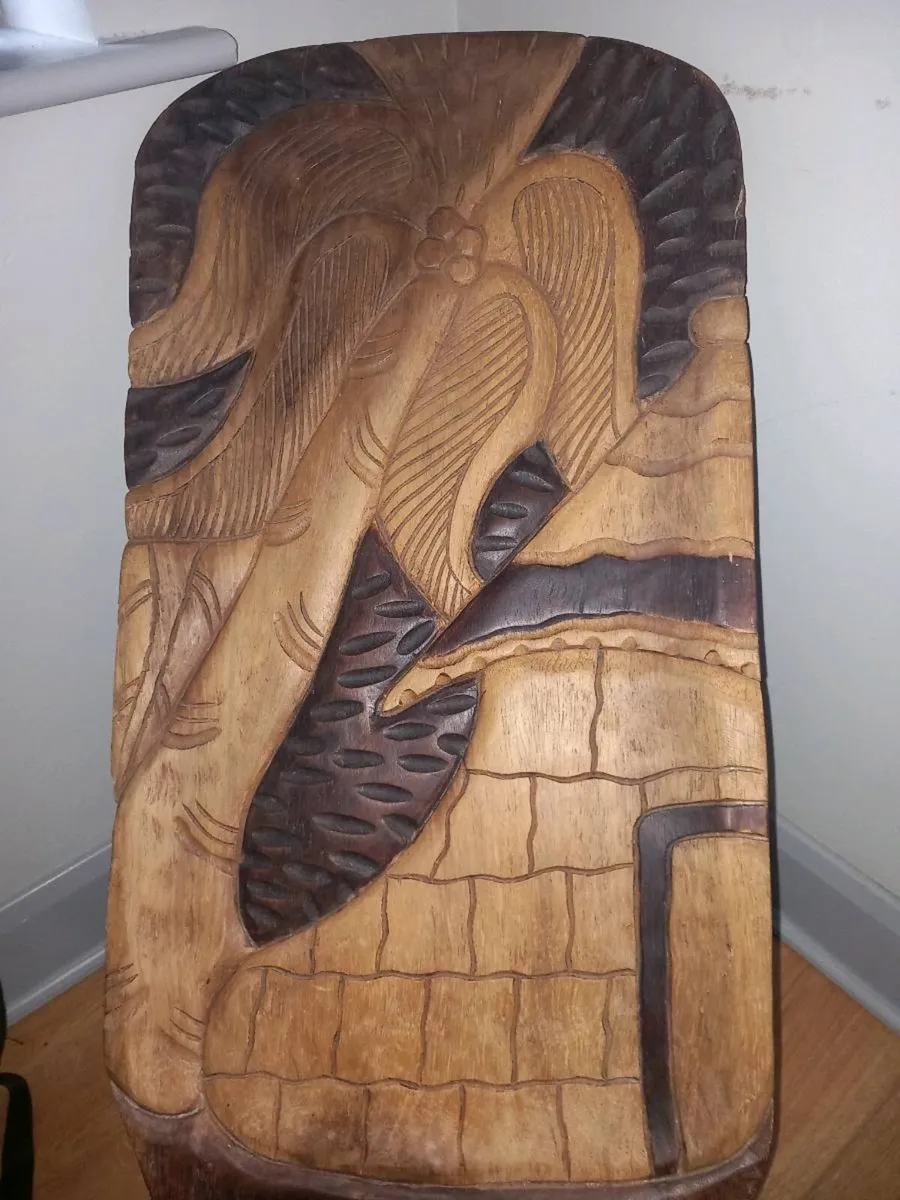 Quick sell hand crafted wooden chair - Image 3