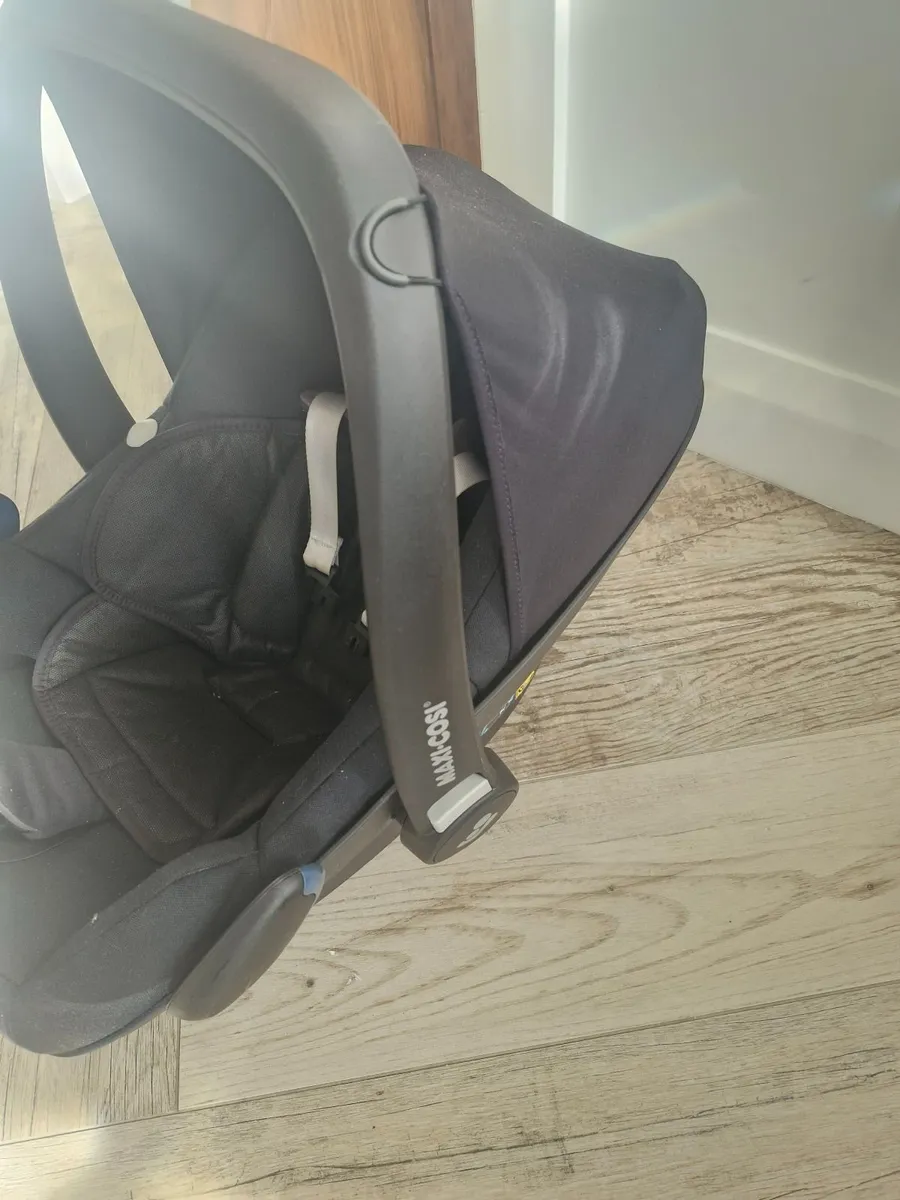 Maxi Cosi - Baby Car seat - Image 2