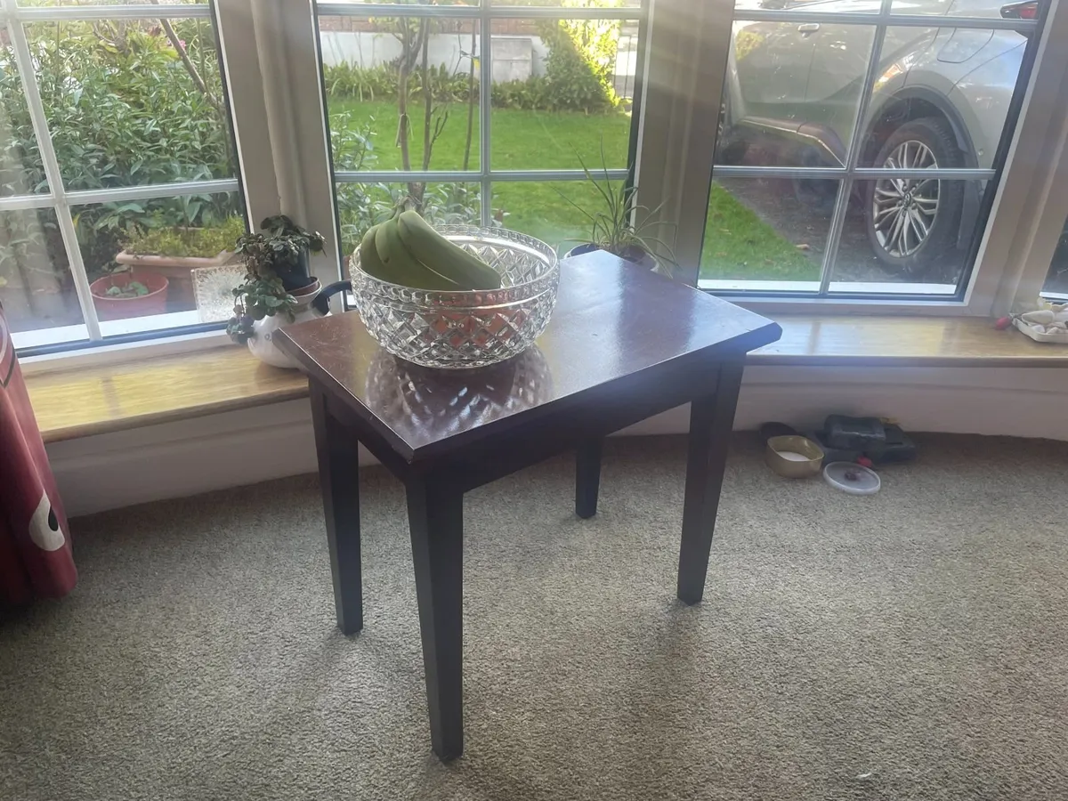 Small Solid Mahogany Occasional table - Image 1