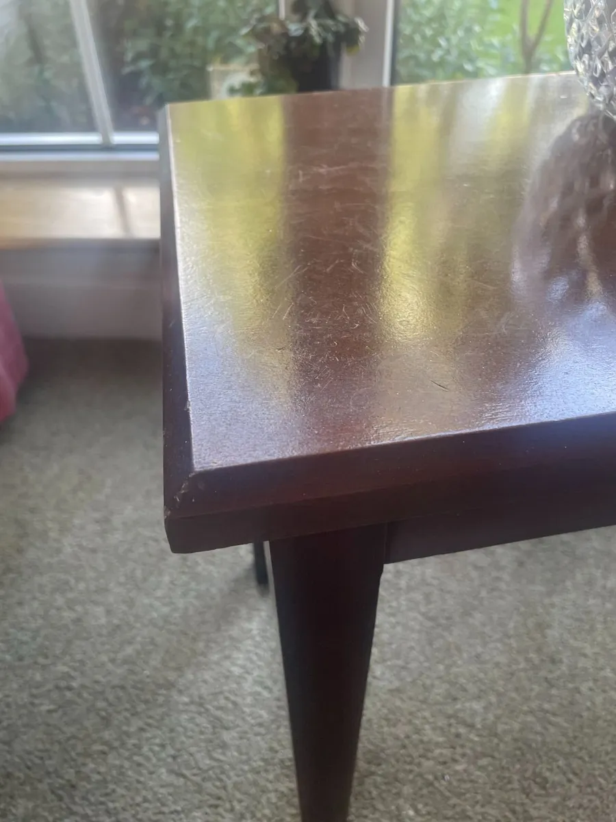 Small Solid Mahogany Occasional table - Image 2