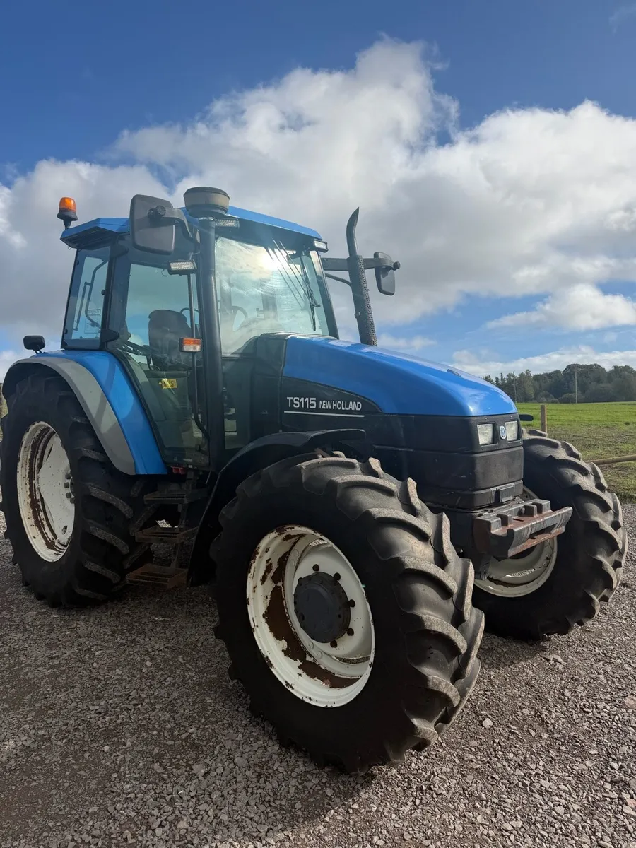 New Holland TS115 - Image 2