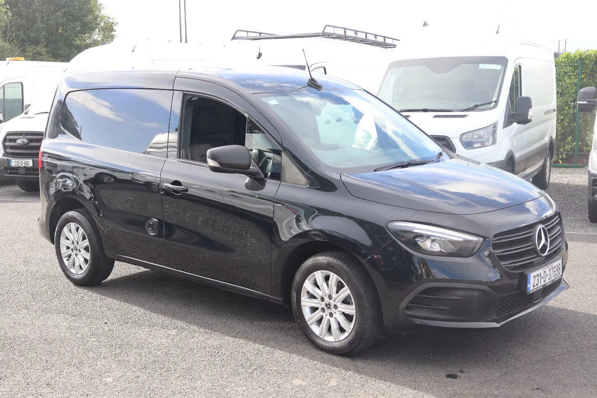2023 MERCEDES-BENZ CITAN HI SPEC - Image 1