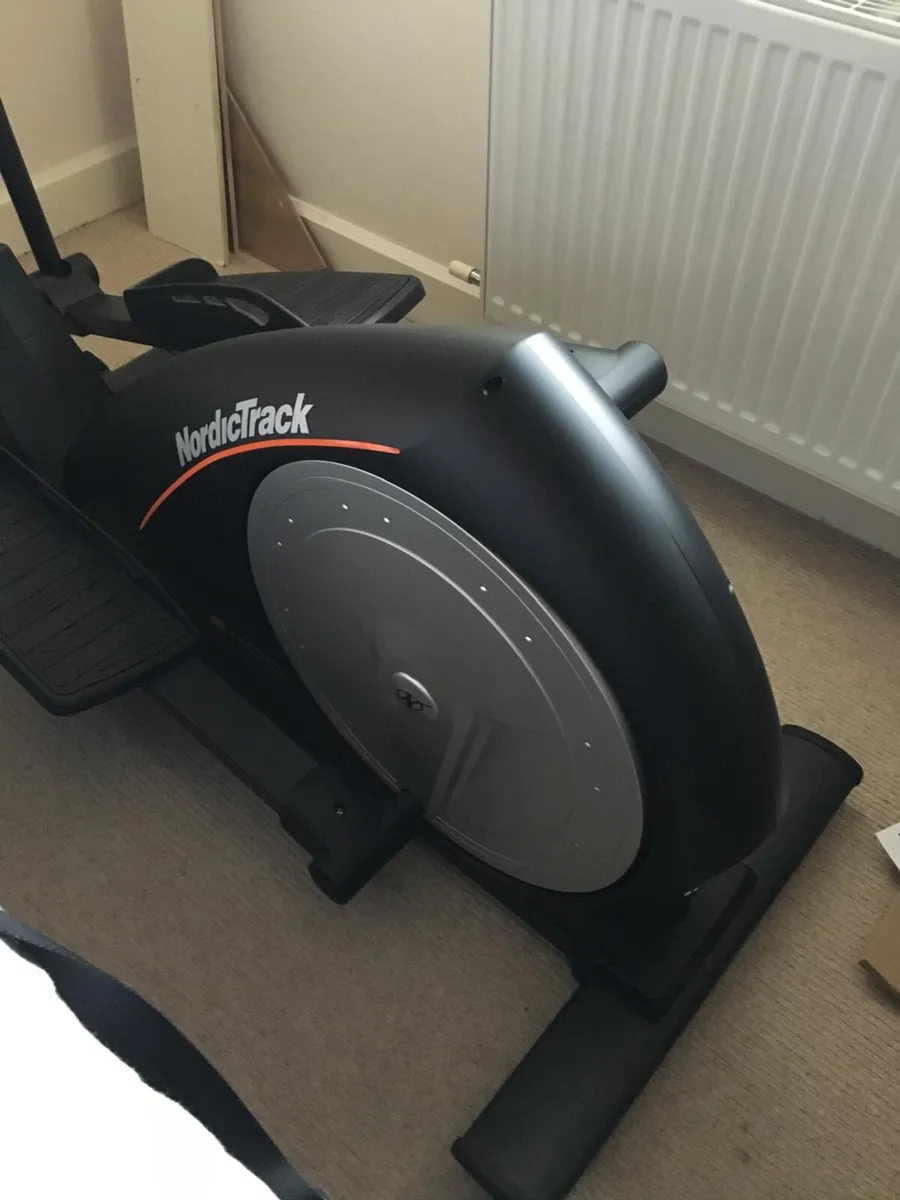 Elliptical Cross Trainer - Image 3