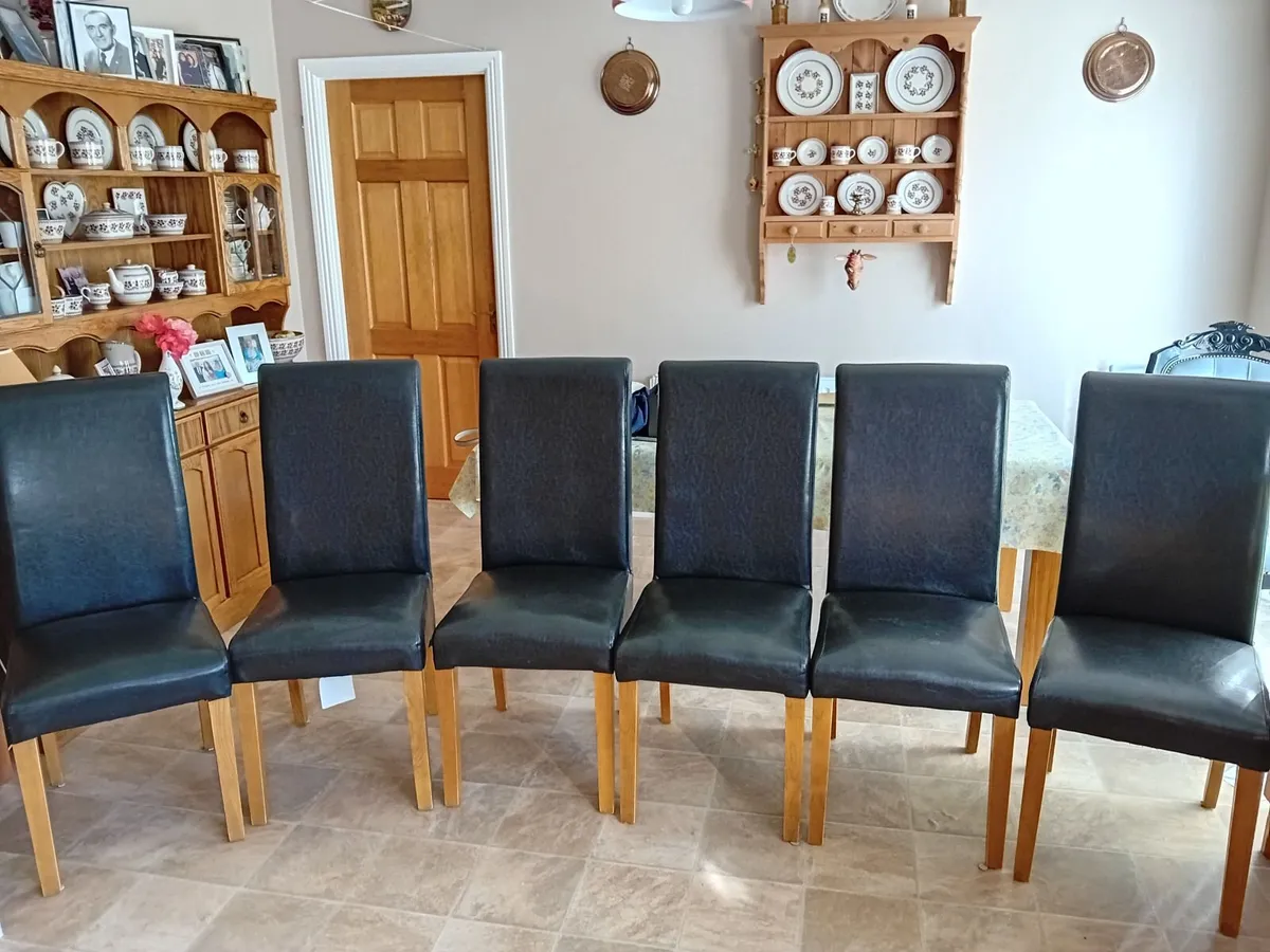 6 Kitchen Chairs - Image 2