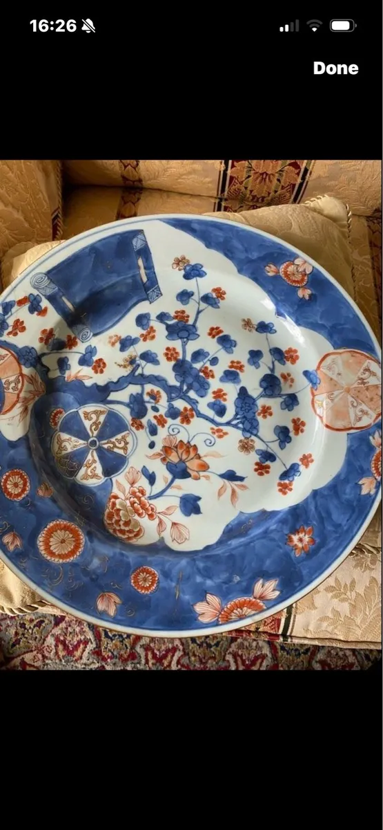 Antique large Chinese Imari plate - Image 1