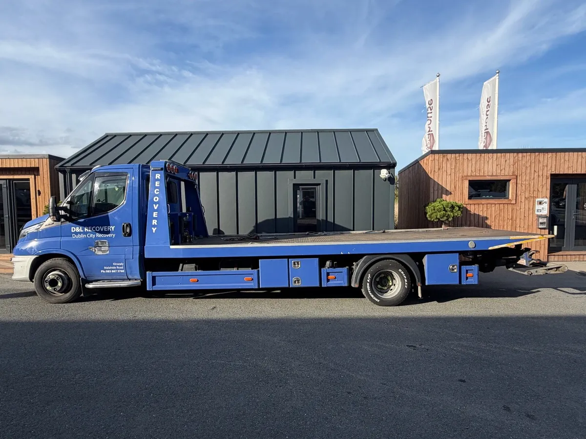 Recovery Truck - Image 4