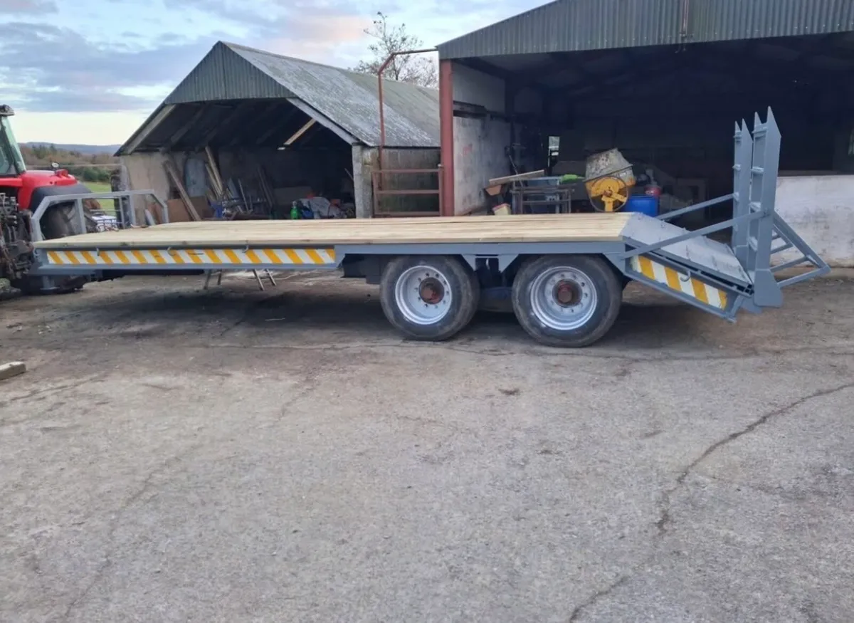 25ft low loader - Image 2