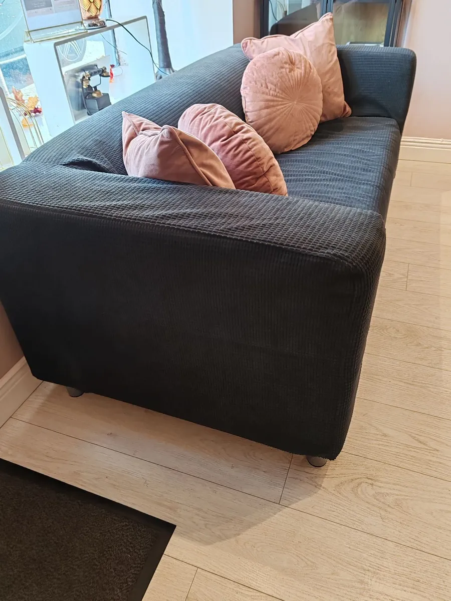 Couch €160 Lismore - Image 4