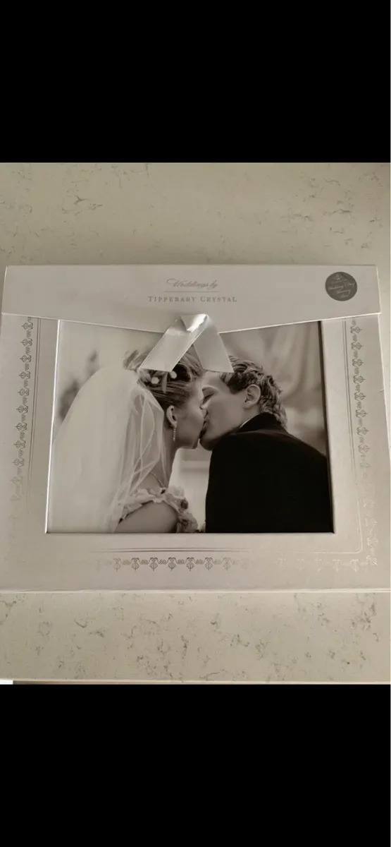 Tipperary crystal picture frame - Image 1