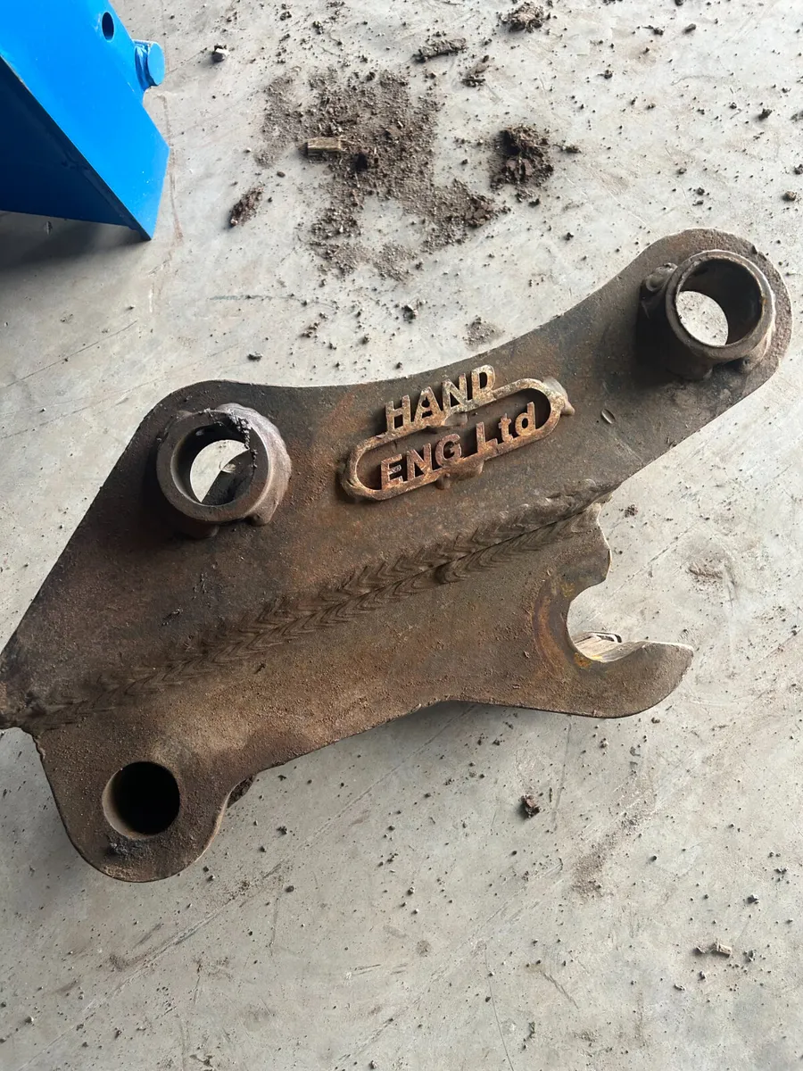 Hand ENG ((45mm)) Semi Quick Hitch - Image 1