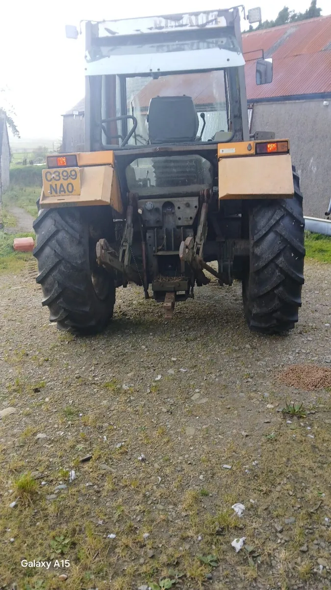 Renault 95 14 Tractor - Image 4