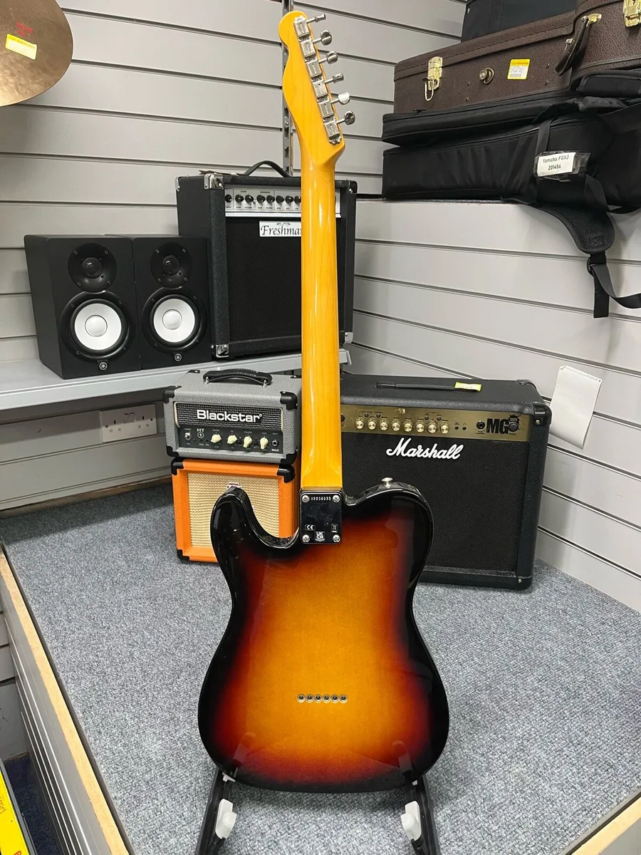 Fender American Vintage ii Telecaster - Image 4