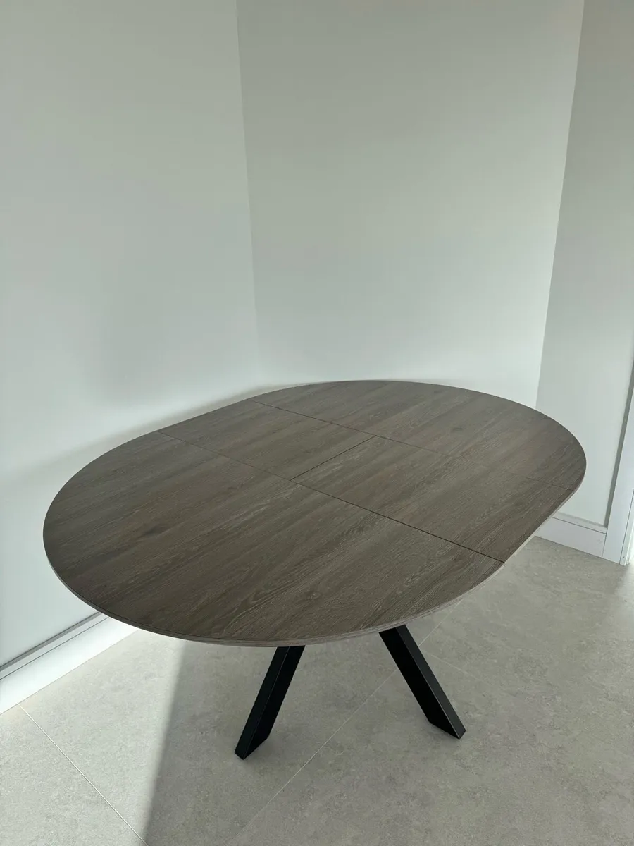 Dining Table - Image 3