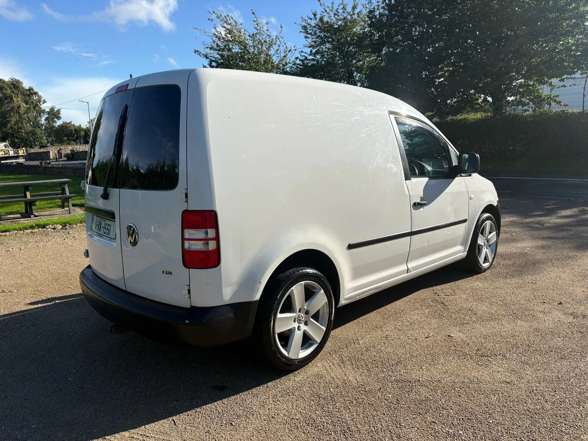 Volkswagen Caddy - Image 4