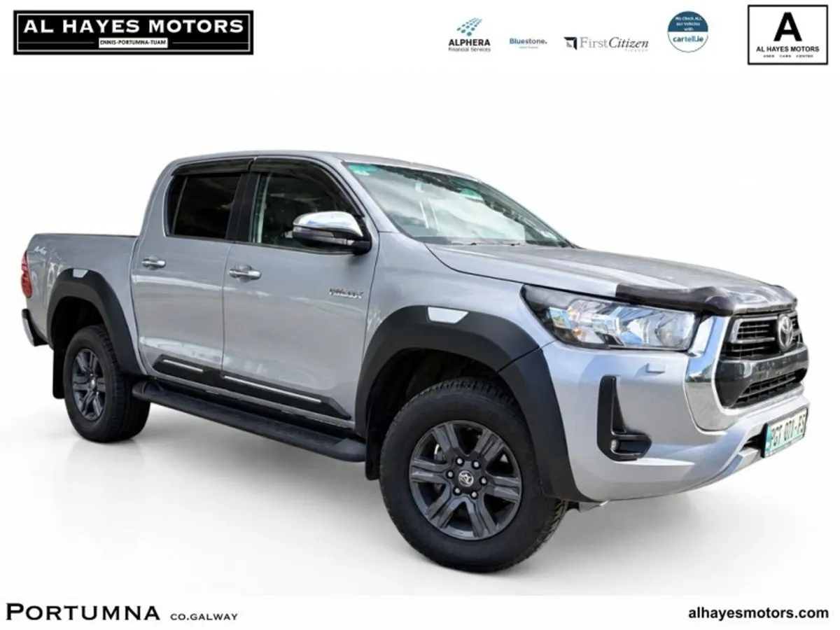 Toyota Hilux HILUX 2.8 SR5 MANUAL *no vat* - Image 1
