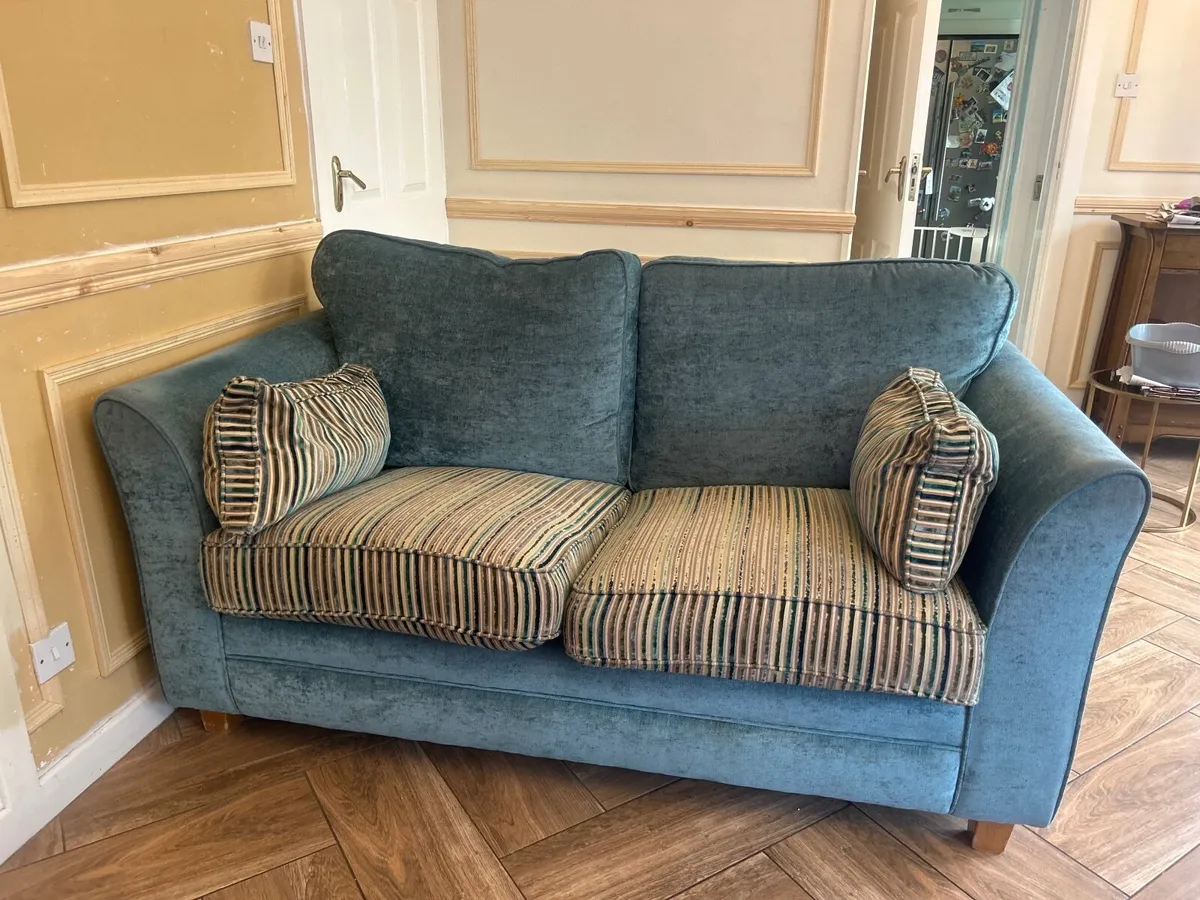 Couches - Image 3
