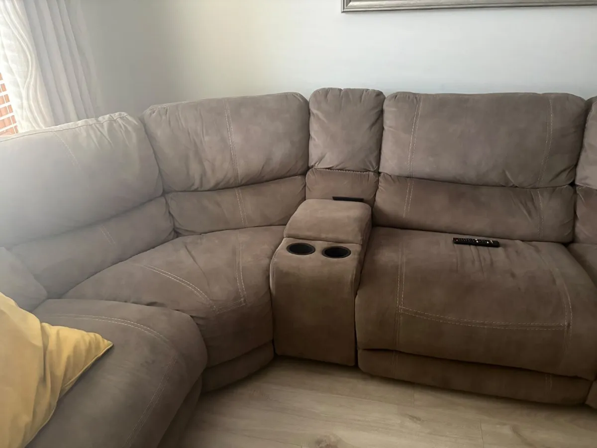 EZ Living Corner sofa - Image 2