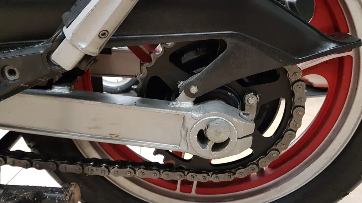 Kawasaki gpz750 Ut - Image 2