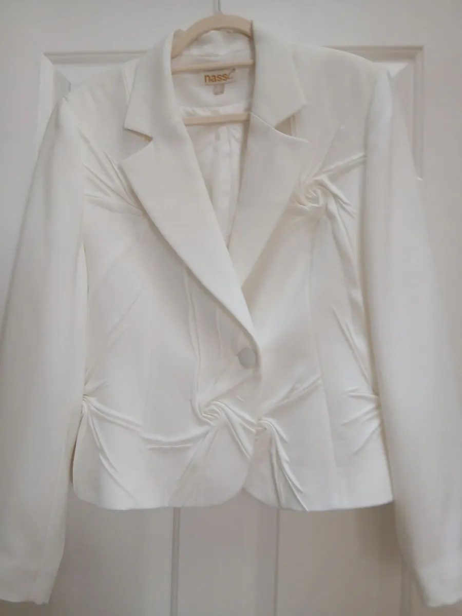 Ladies White Jacket (Size 18) - Image 1