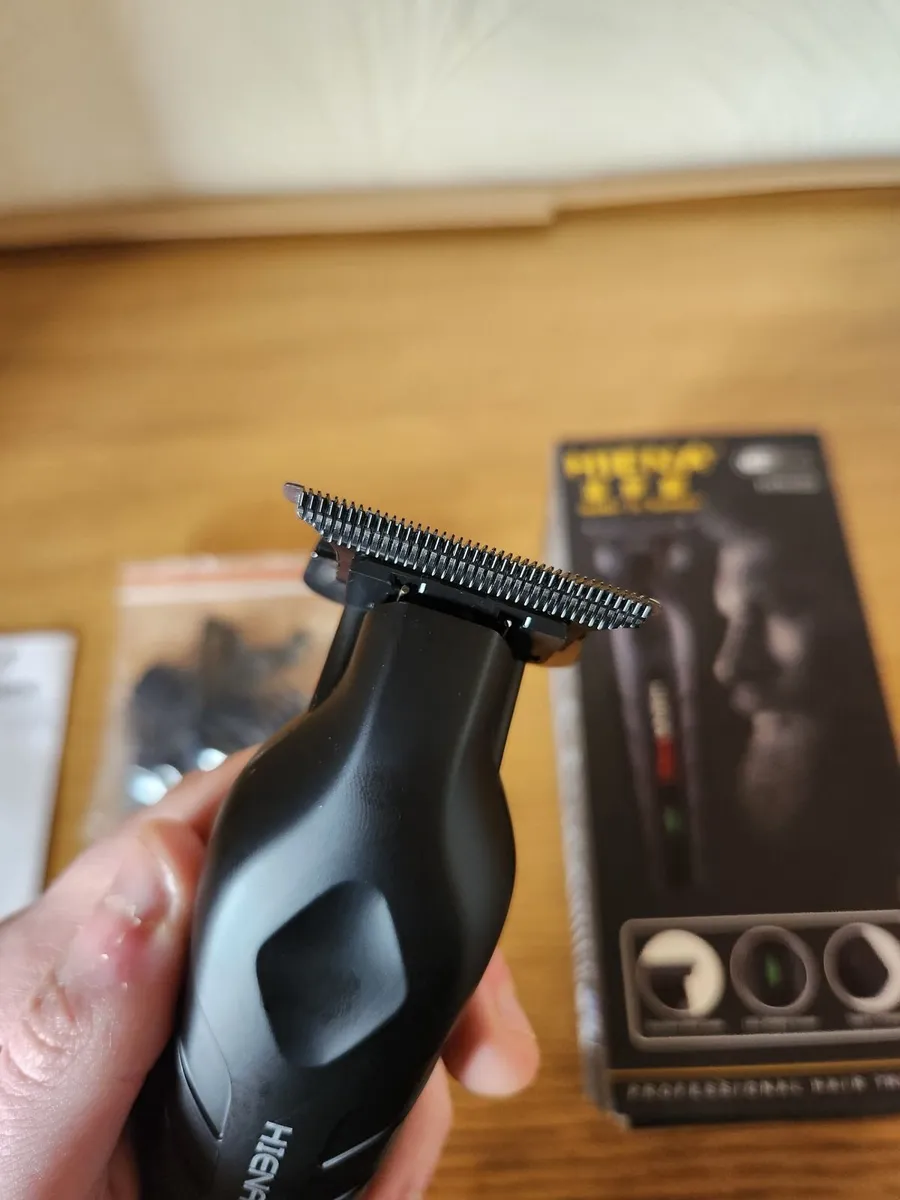 Professional Hair Trimmer - Image 3