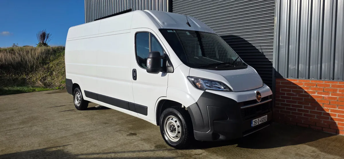 Opel Movano 2025 - Image 1