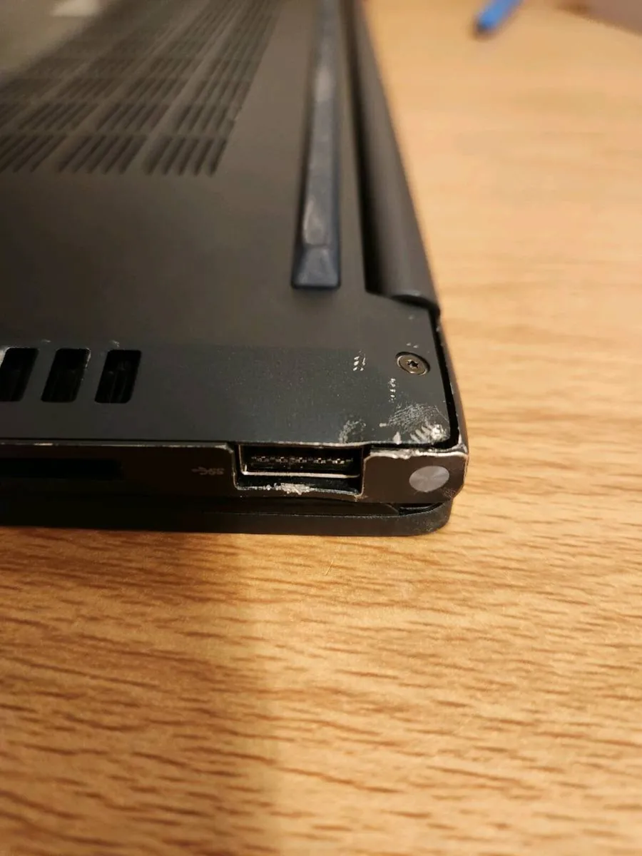 ASUS Zenbook 15 OLED - Image 2