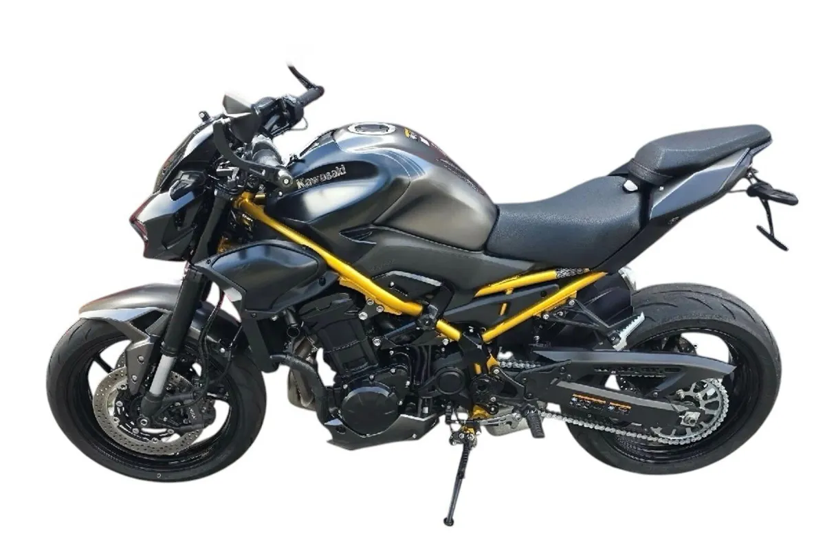 Kawasaki Z900 - Image 4