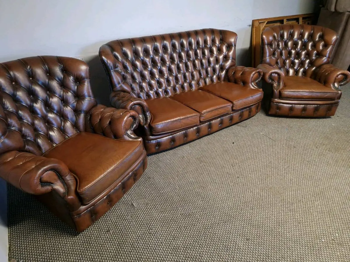 Chesterfield - Image 4