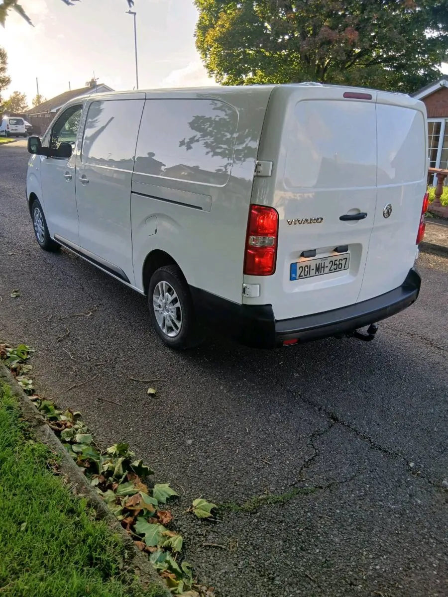 201 VAUXHALL  VIVARO  LWB  CVRT  7/27 2• 0 - Image 4