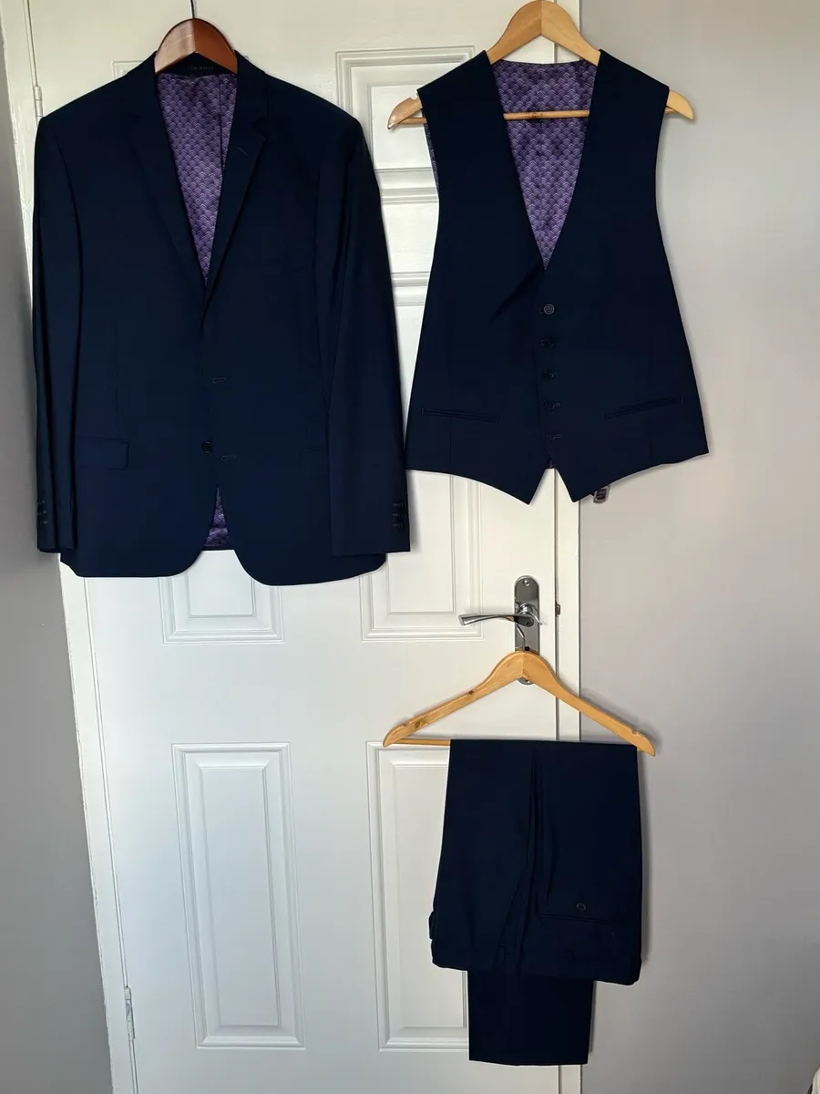 Ted Baker 3 Piece Suit - Image 3