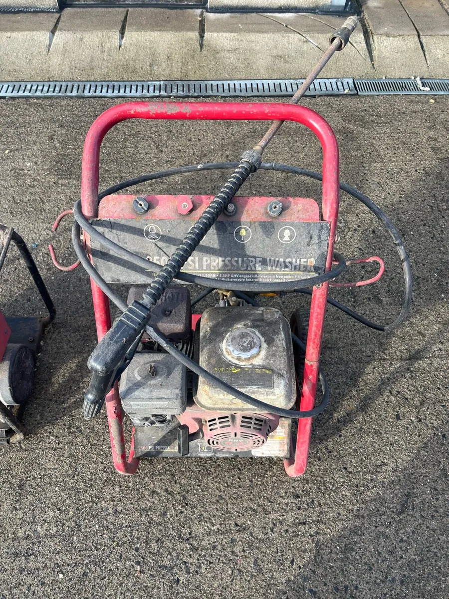 Power washer and generator - Image 2
