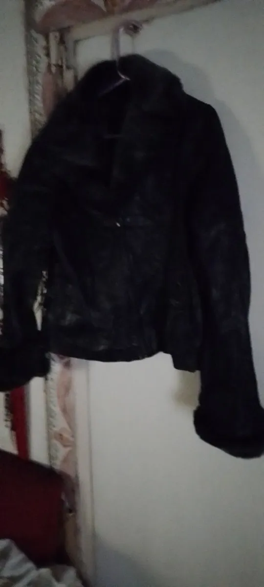 Crossdresser ?lingerie - Image 2