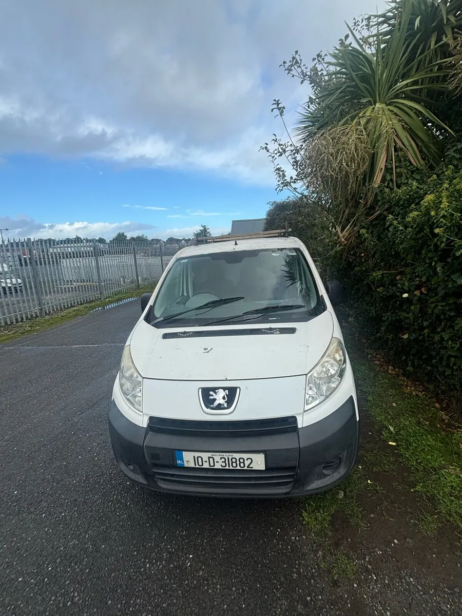 Van - Image 1