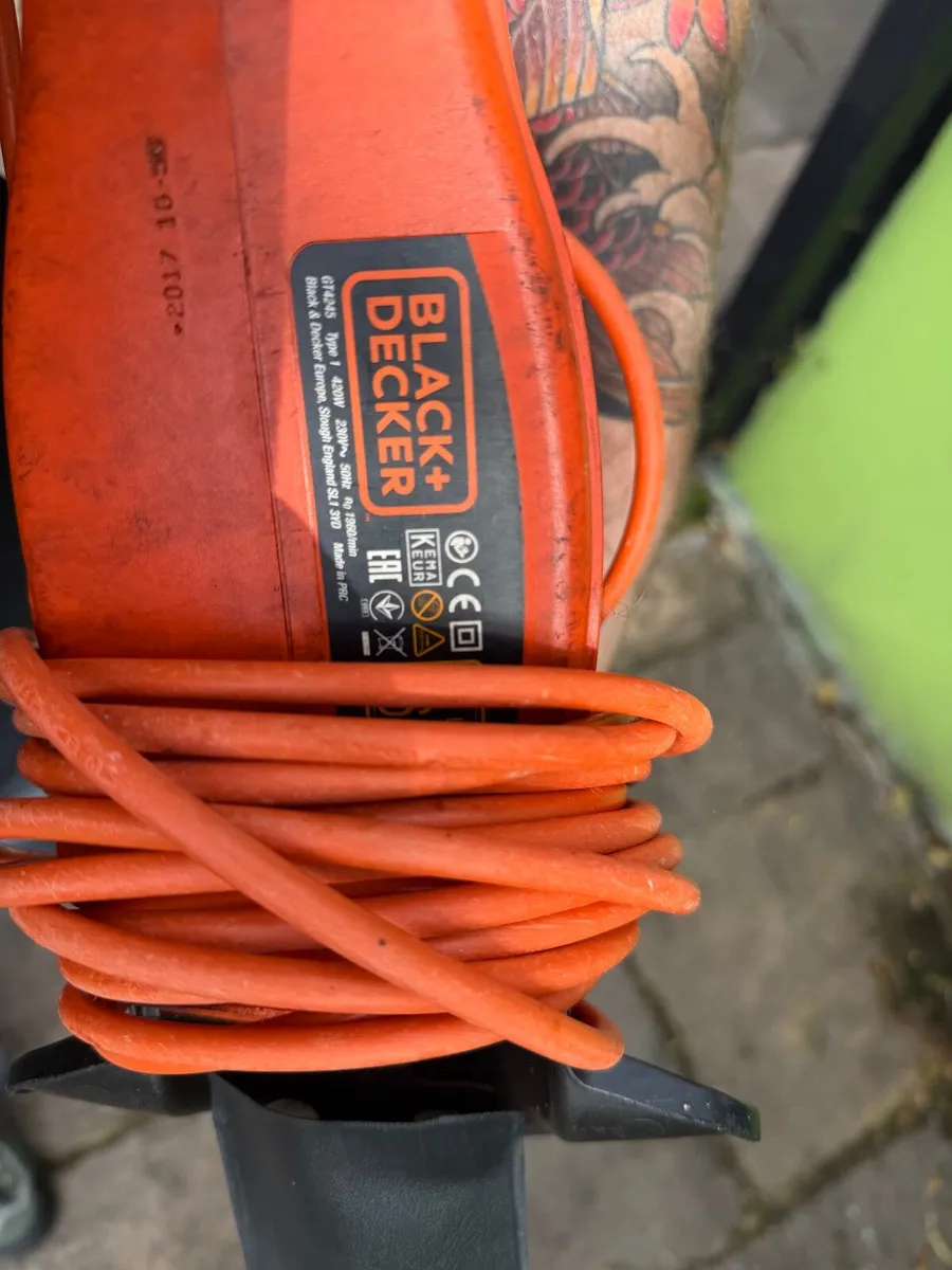 Hedge Trimmer Black&Decker - Image 2