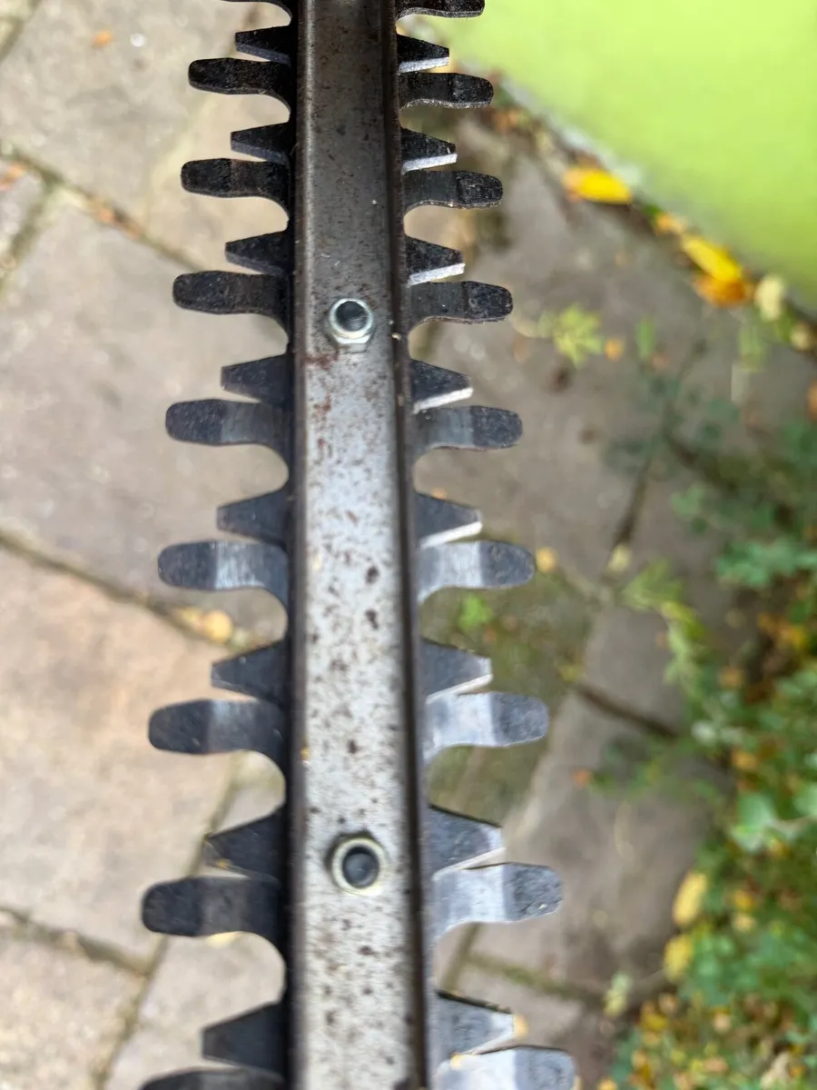 Hedge Trimmer Black&Decker - Image 3