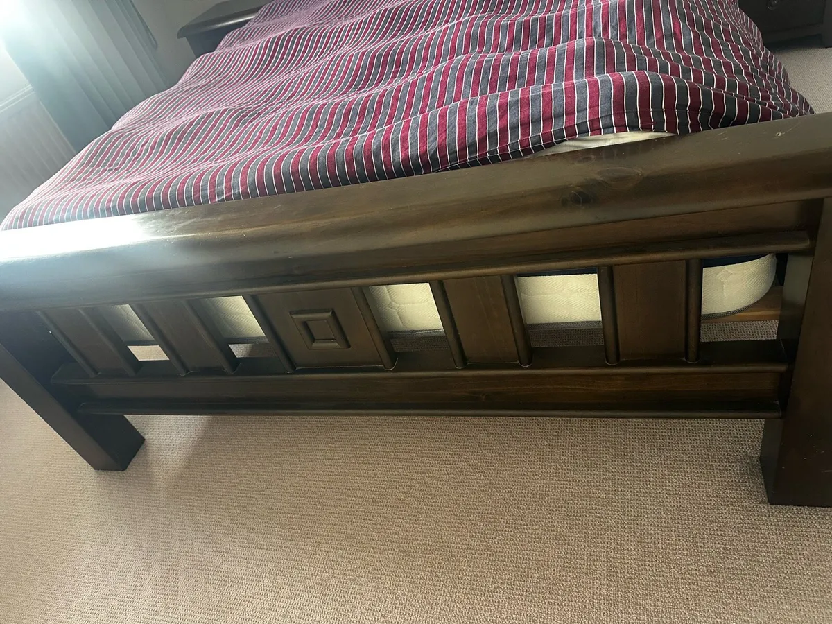 Bed - Image 3