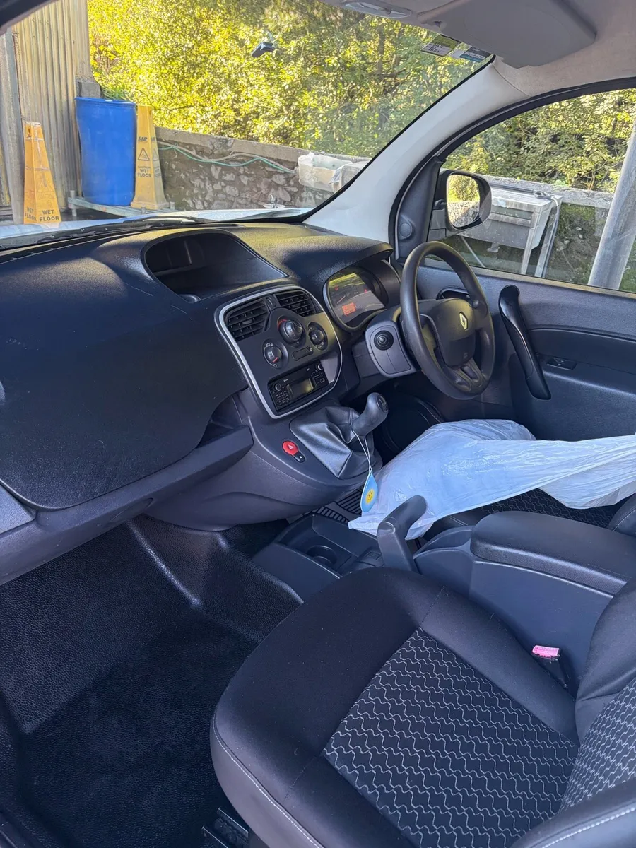 Renault kangoo - Image 4