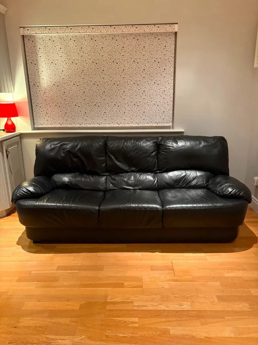 Black 3 Seater Couch - Image 2