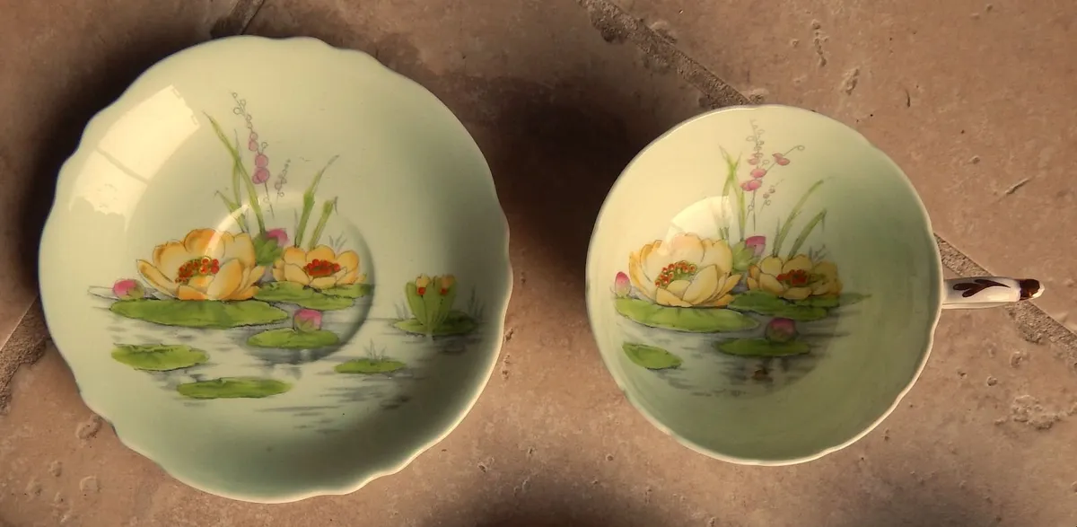 Vintage Paragon Fine Bone China Cups & Saucers - Image 4