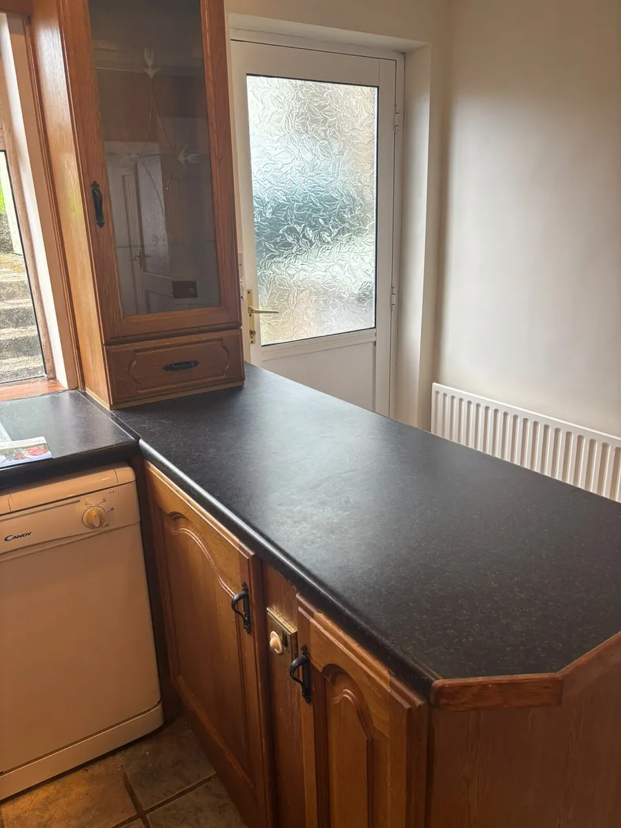 Solid oak kitchen - Image 3