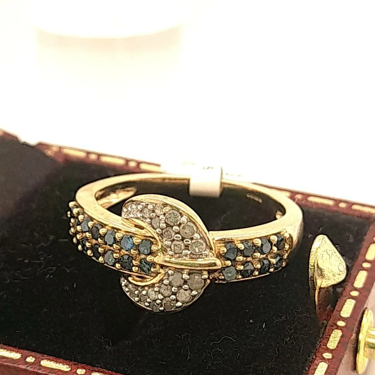 Buckle Diamonds & Blue Stones Gold Ring - Image 2