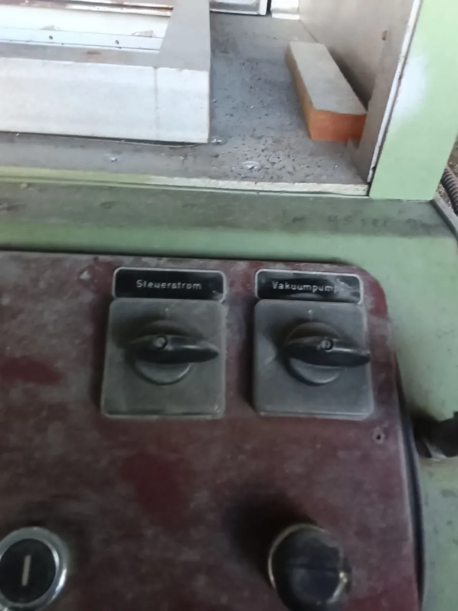 Vacuum forming machine ullig - Image 2