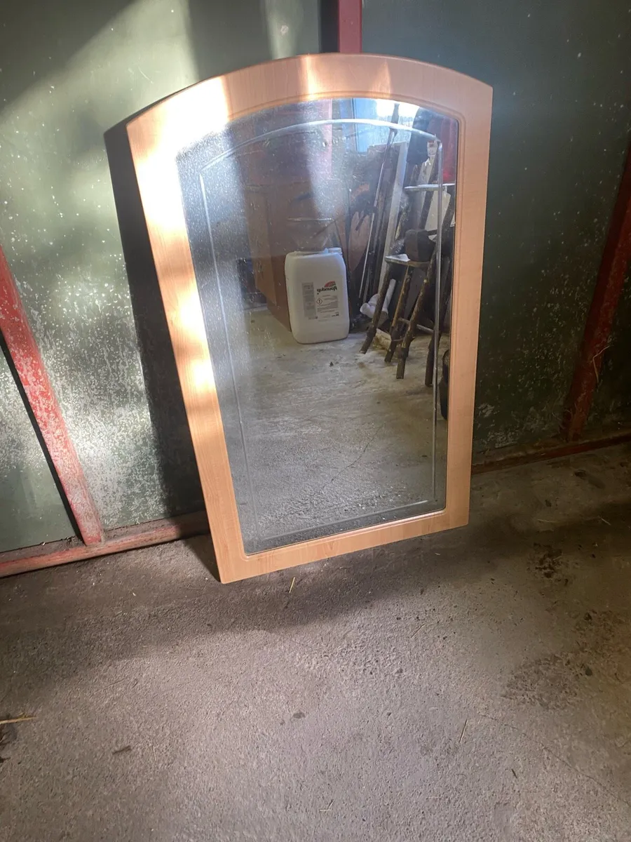 Mirror - Image 1