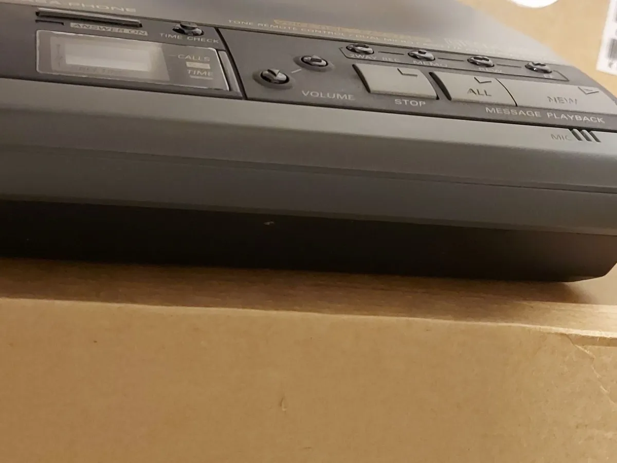Vintage Panasonic EASA-PHONE Model KX-T5100 - Image 3