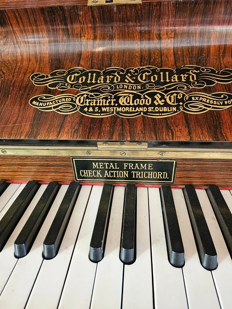 Vintage Piano excellent condition - Image 2